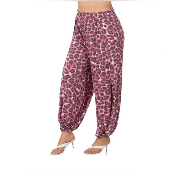 Zenana Outfitters Pants - ZENANA Leopard Print Split Side Pant Joggers Elastic Waist 3X Pink Cranberry New